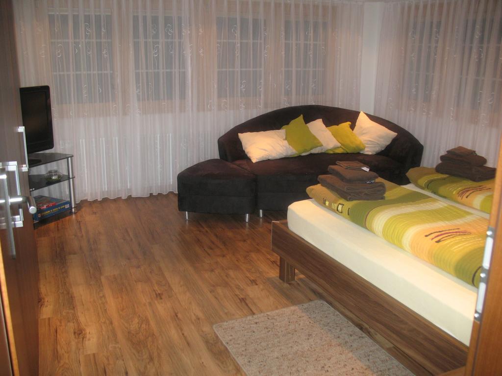 Mier Gfallt's Apartment